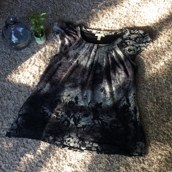 dressbarn Tops - dressbarn XL Lace Blouse with Chain on Neckline